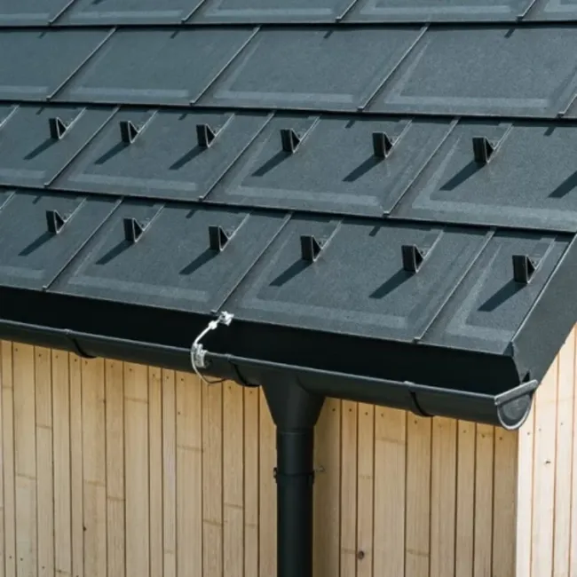 HALF-ROUND GUTTER